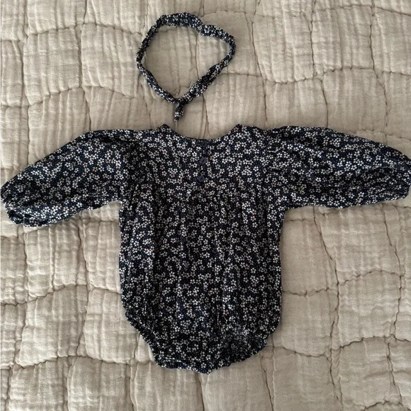 Rylee + Cru Navy and Cream Floral Romper with Headband - Picture 2 of 6